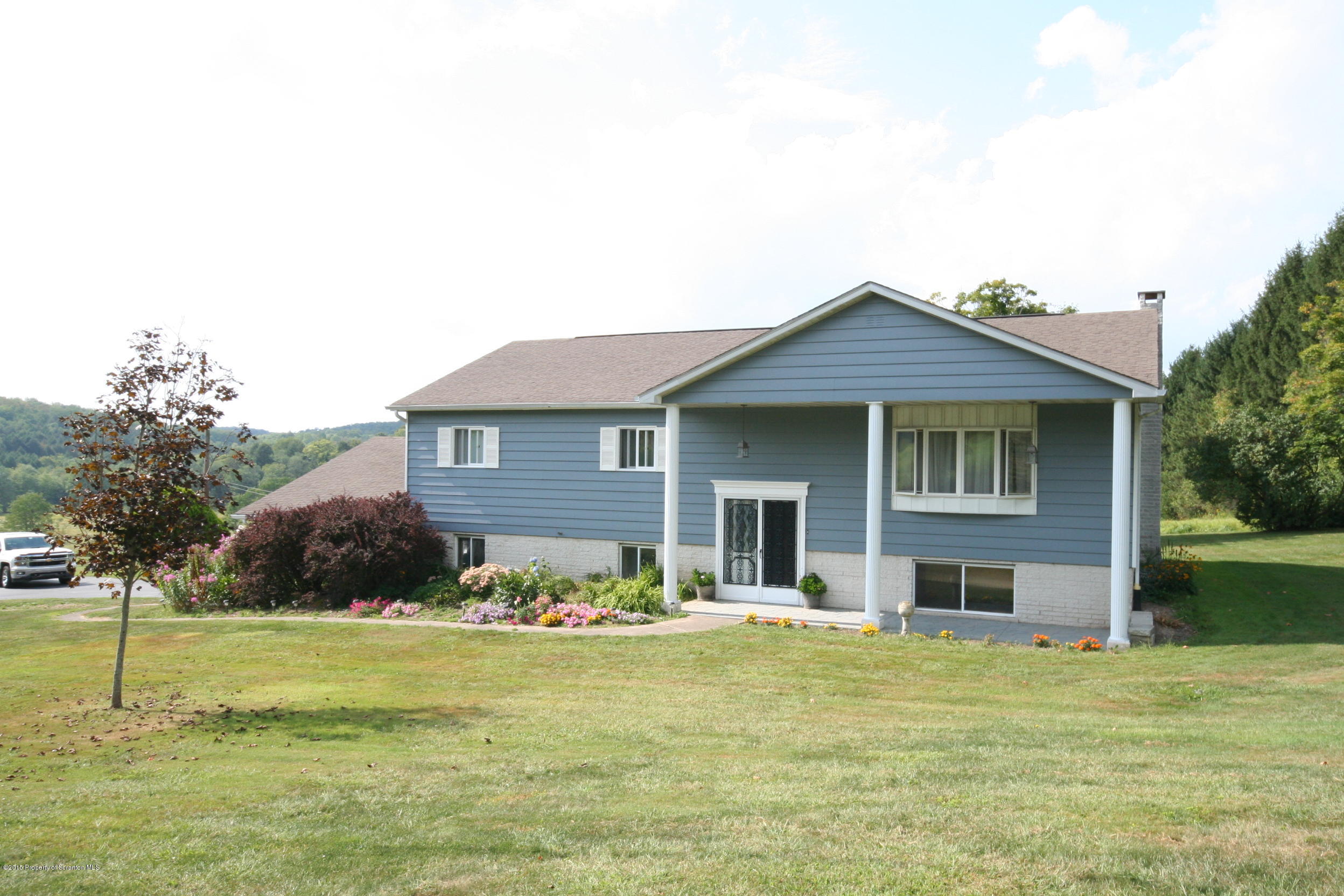 171 Kraky Road Scott Township, PA 18447 - Photo 2 of 34 Gallery Image 2