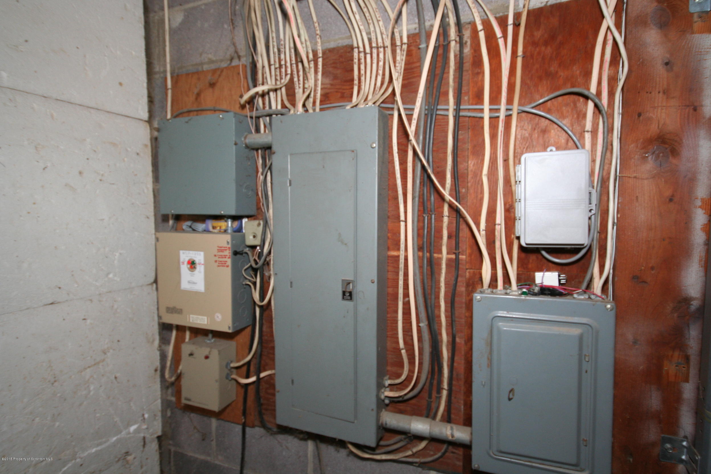 171 Kraky Road Scott Township, PA 18447 - Photo 22 of 34 Gallery Image 22