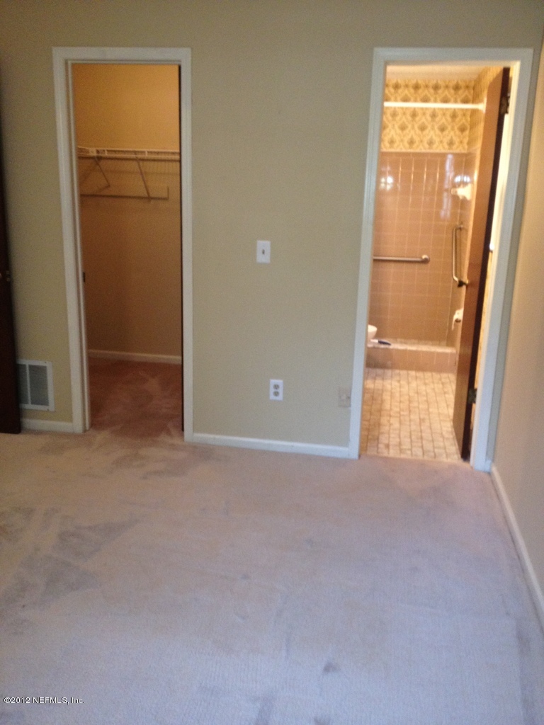 3969 Bramble Road Jacksonville, FL 32210 - Photo 11 of 12 Master Brdr,m w/ Walk-in Closet and Bath