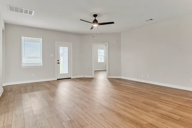 $3,350 | 10514 Sutter Crk Drive, Iowa Colony, TX 77583