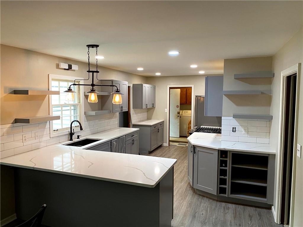 4754 Winthrop Drive Atlanta, GA 30337 - Photo 2 of 11