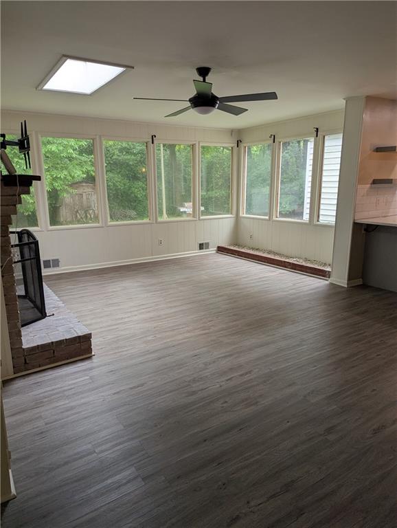 4754 Winthrop Drive Atlanta, GA 30337 - Photo 8 of 11