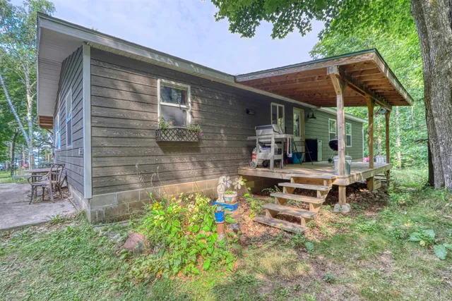 $399,000 | 48400 Old Grade Road, Cable, WI 54821