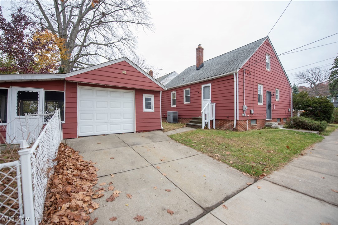 14305 Granger Road Maple Heights, OH 44137 - Photo 3 of 39 Gallery Image 3