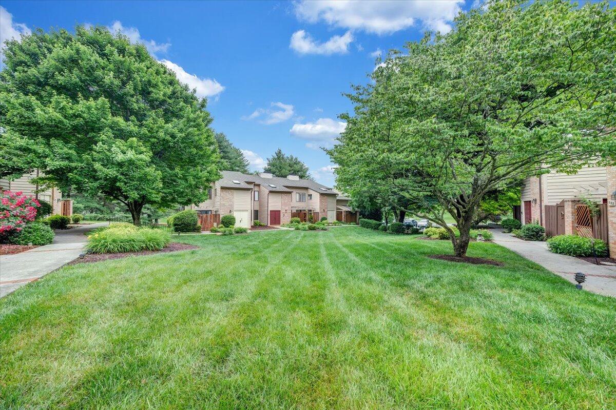 107 Windward Drive, Unit 107 Roanoke, VA 24018 - Photo 21 of 23 05-MIB08144