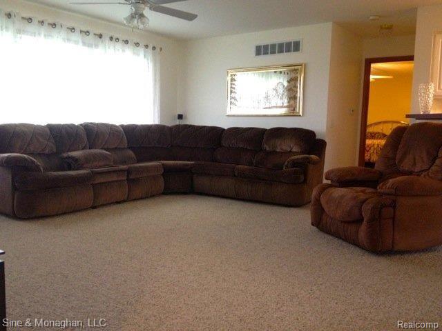1132 South Allen Road St. Clair, MI 48079 - Photo 8 of 24 IMG_1026.jpeg