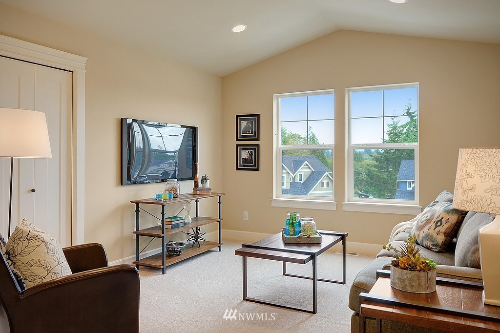23814 3rd ( 4) Drive Southeast Bothell, WA 98021 - Photo 17 of 24