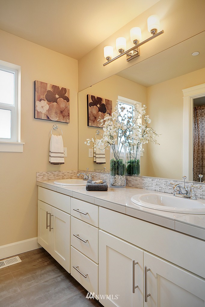 23814 3rd ( 4) Drive Southeast Bothell, WA 98021 - Photo 21 of 24