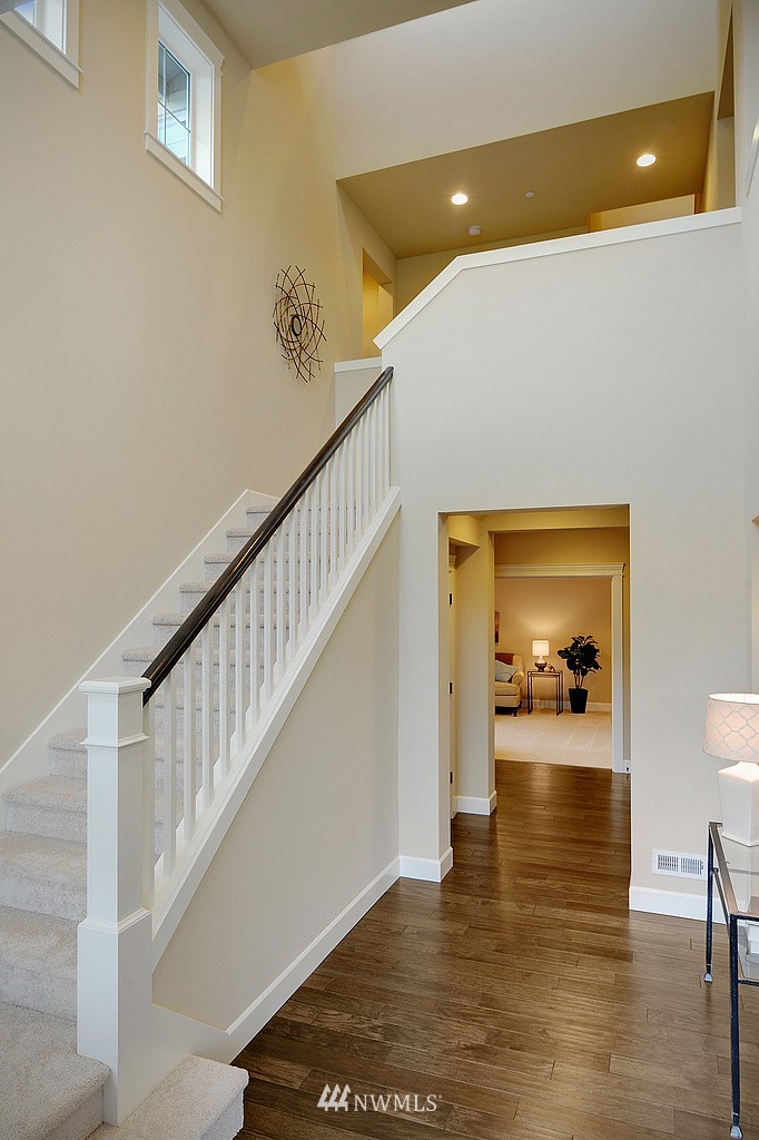 23814 3rd ( 4) Drive Southeast Bothell, WA 98021 - Photo 4 of 24