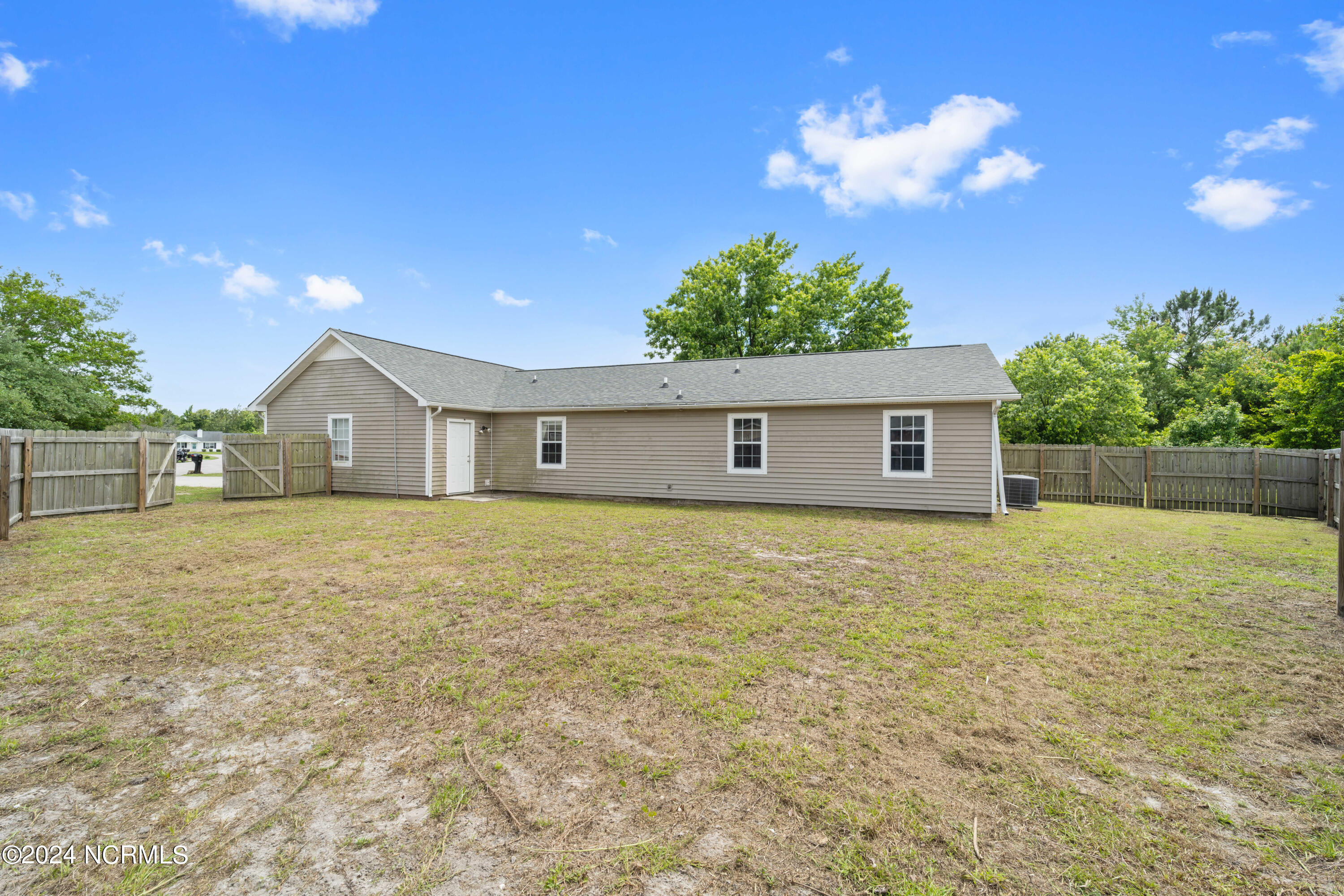 209 Inman Court Hubert, NC 28539 - Photo 46 of 47 209 Inman Court (43)