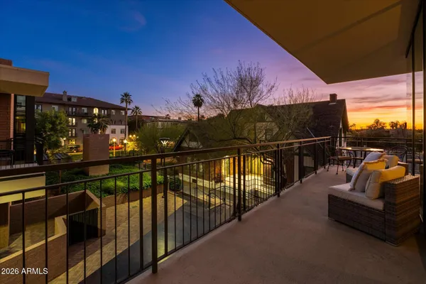 $1,080,000 | 208 West Portland Street, Unit 262, Phoenix, AZ 85003