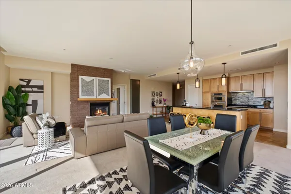 $1,080,000 | 208 West Portland Street, Unit 262, Phoenix, AZ 85003
