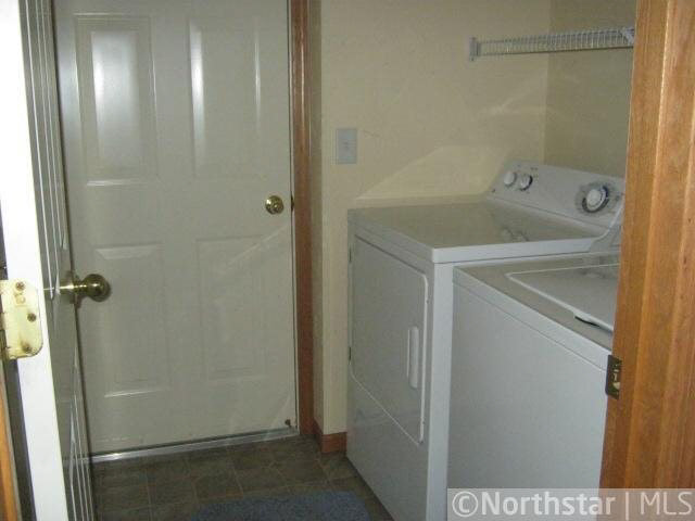 6821 Folkestone Road Apple Valley, MN 55124 - Photo 12 of 13 Gallery Image 12