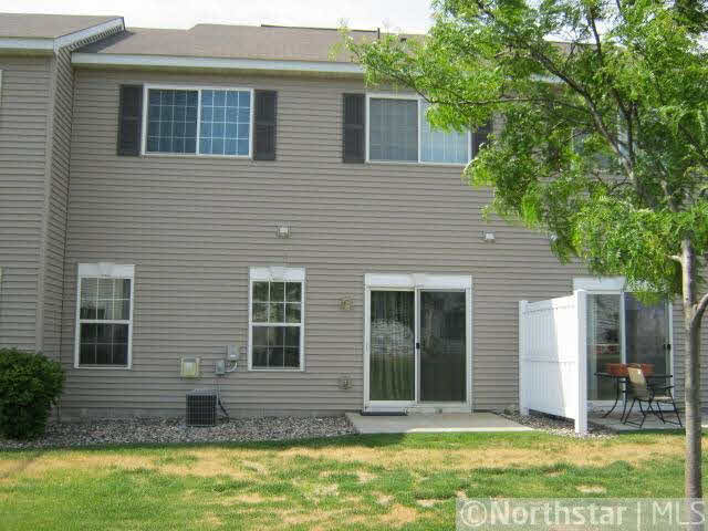 6821 Folkestone Road Apple Valley, MN 55124 - Photo 2 of 13 Gallery Image 2