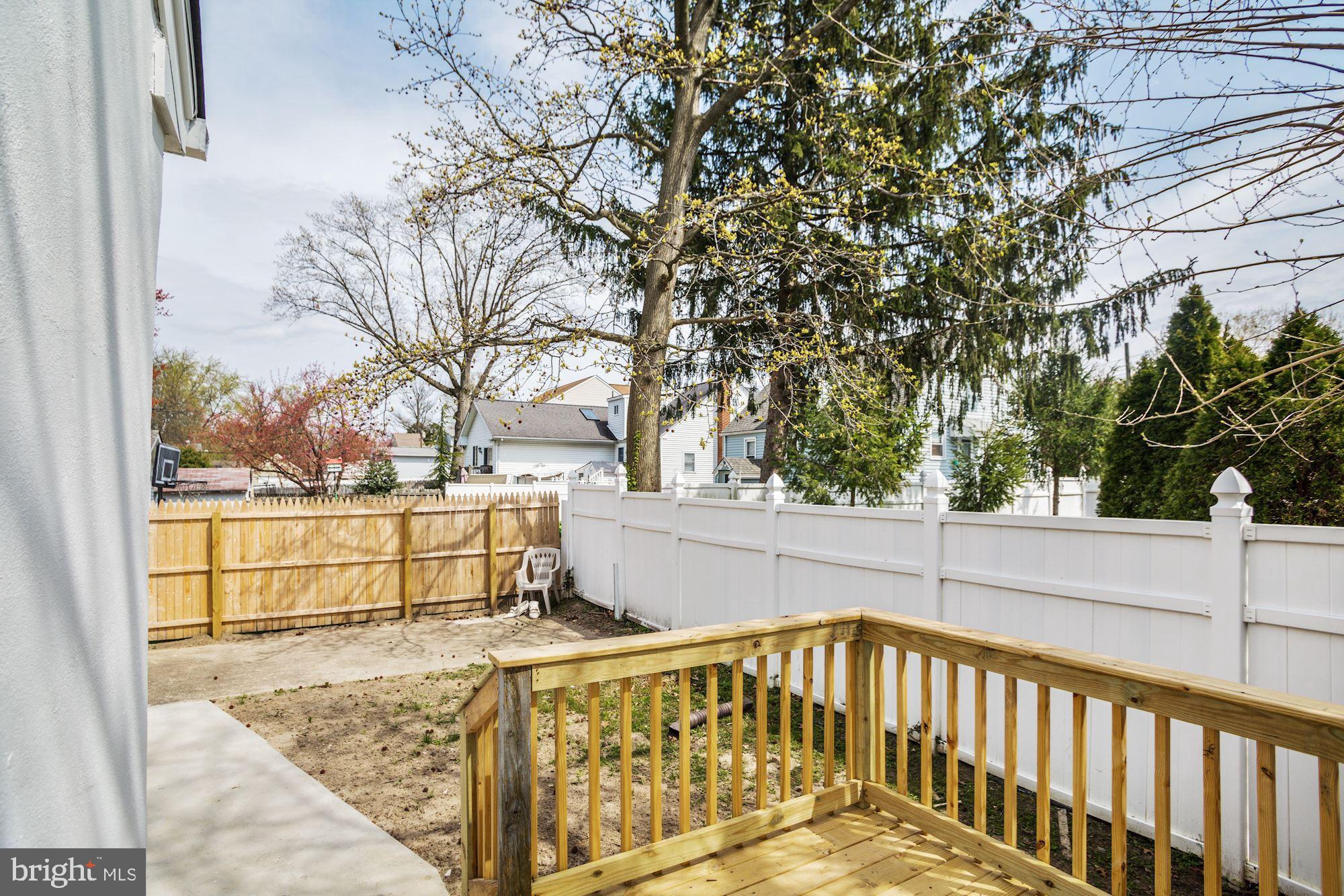 451 South Forklanding Road Maple Shade, NJ 08052 - Photo 41 of 48 New Deck