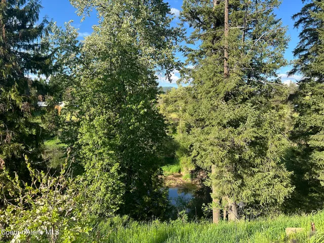 $349,000 | 370 Old County Road, Fernwood, ID 83830