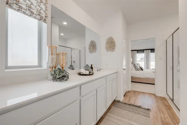 a view of workspace with workspace