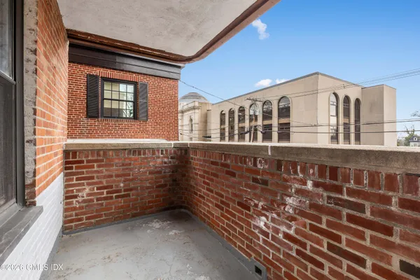 $4,600 | 25 West Elm Street, Unit 15, Greenwich, CT 06830