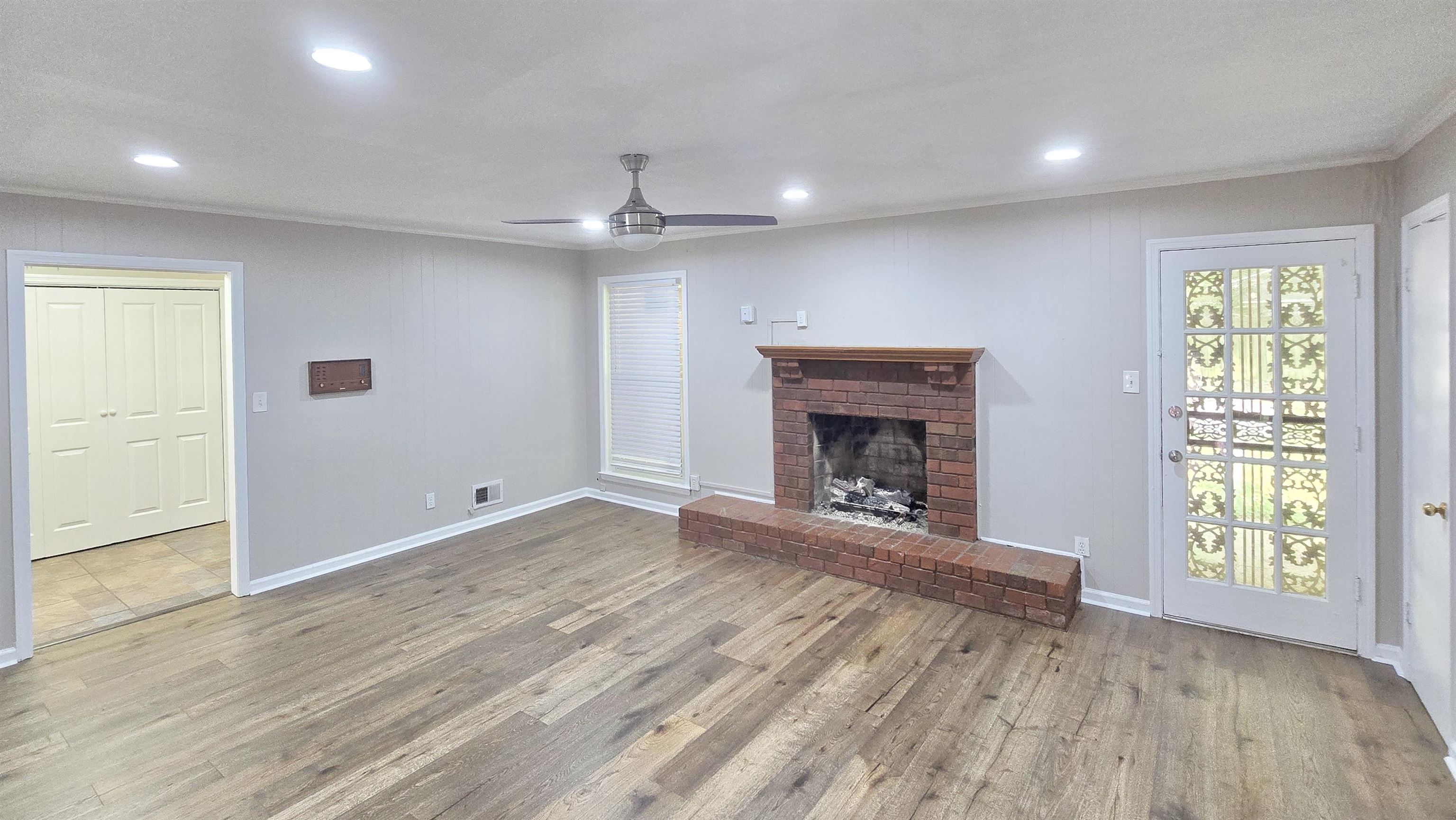 3068 South Mendenhall Road Memphis, TN 38115 - Photo 3 of 26