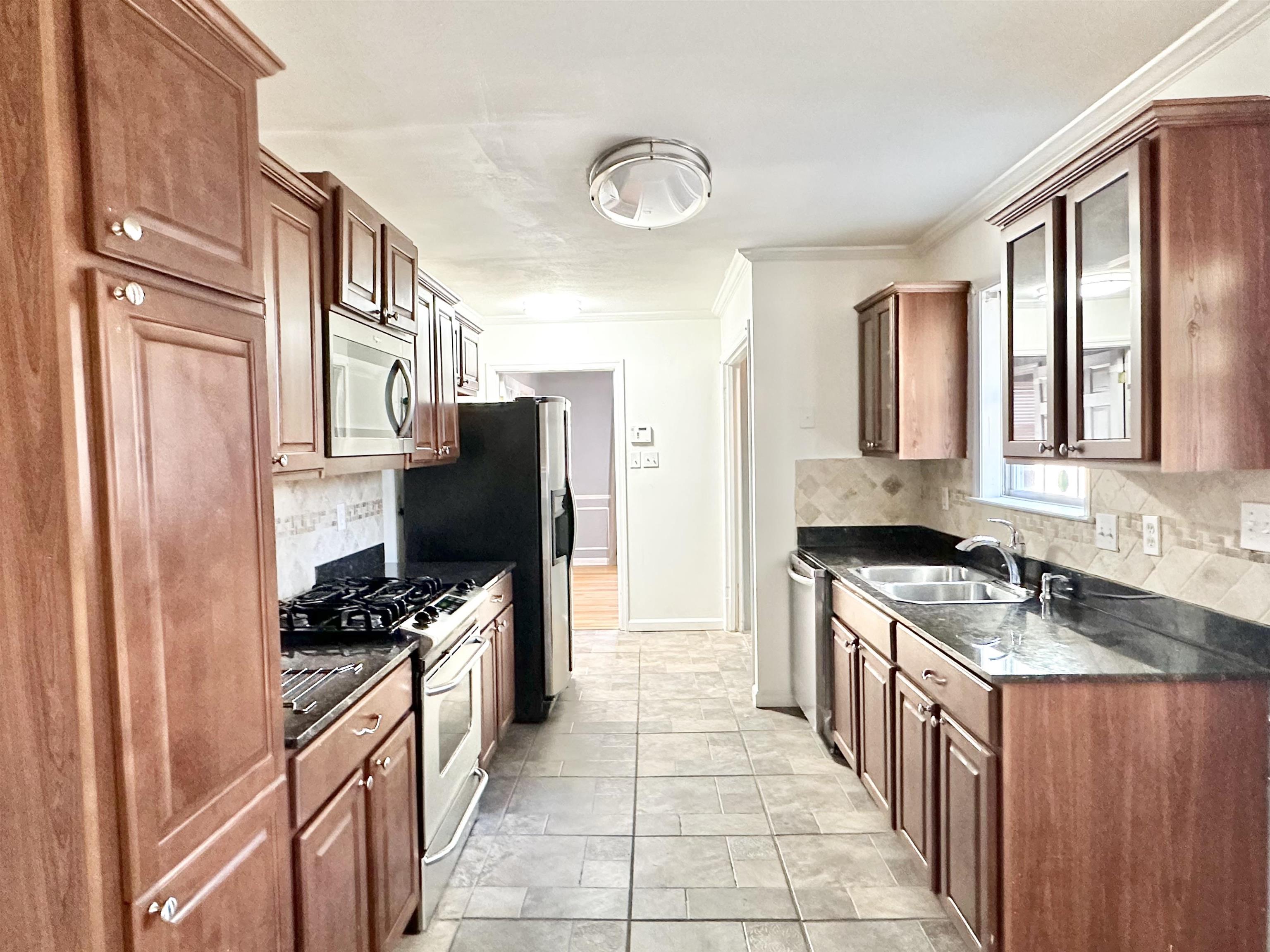 3068 South Mendenhall Road Memphis, TN 38115 - Photo 8 of 26