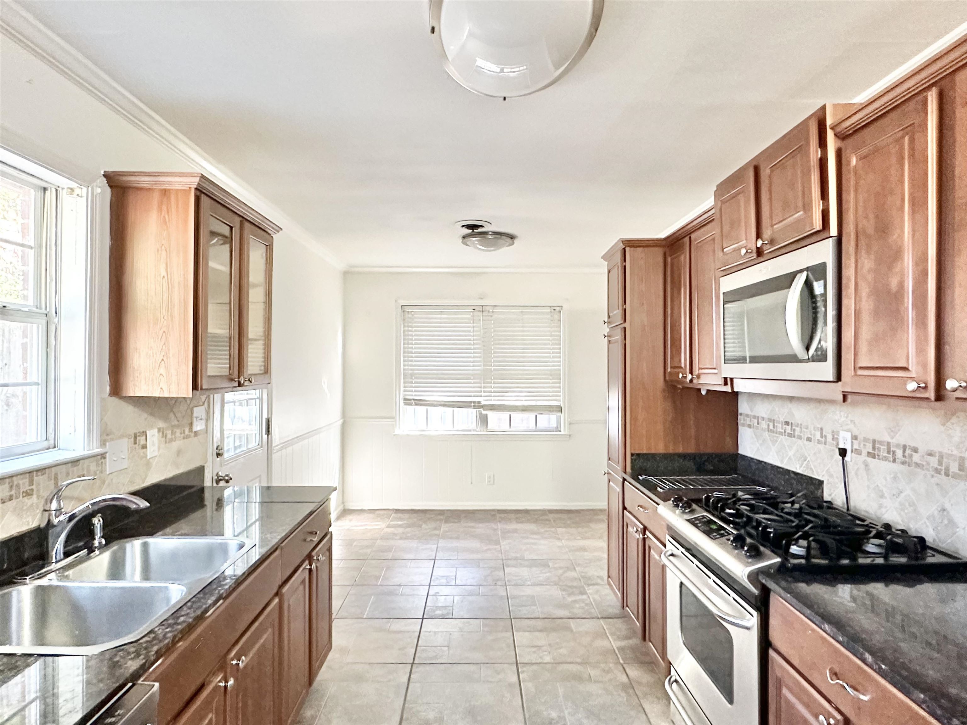 3068 South Mendenhall Road Memphis, TN 38115 - Photo 9 of 26