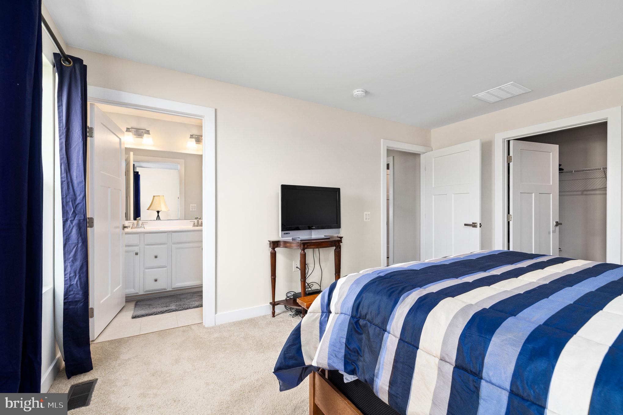 8828 Marlow Drive Spotsylvania, VA 22551 - Photo 17 of 30 Full En Suite