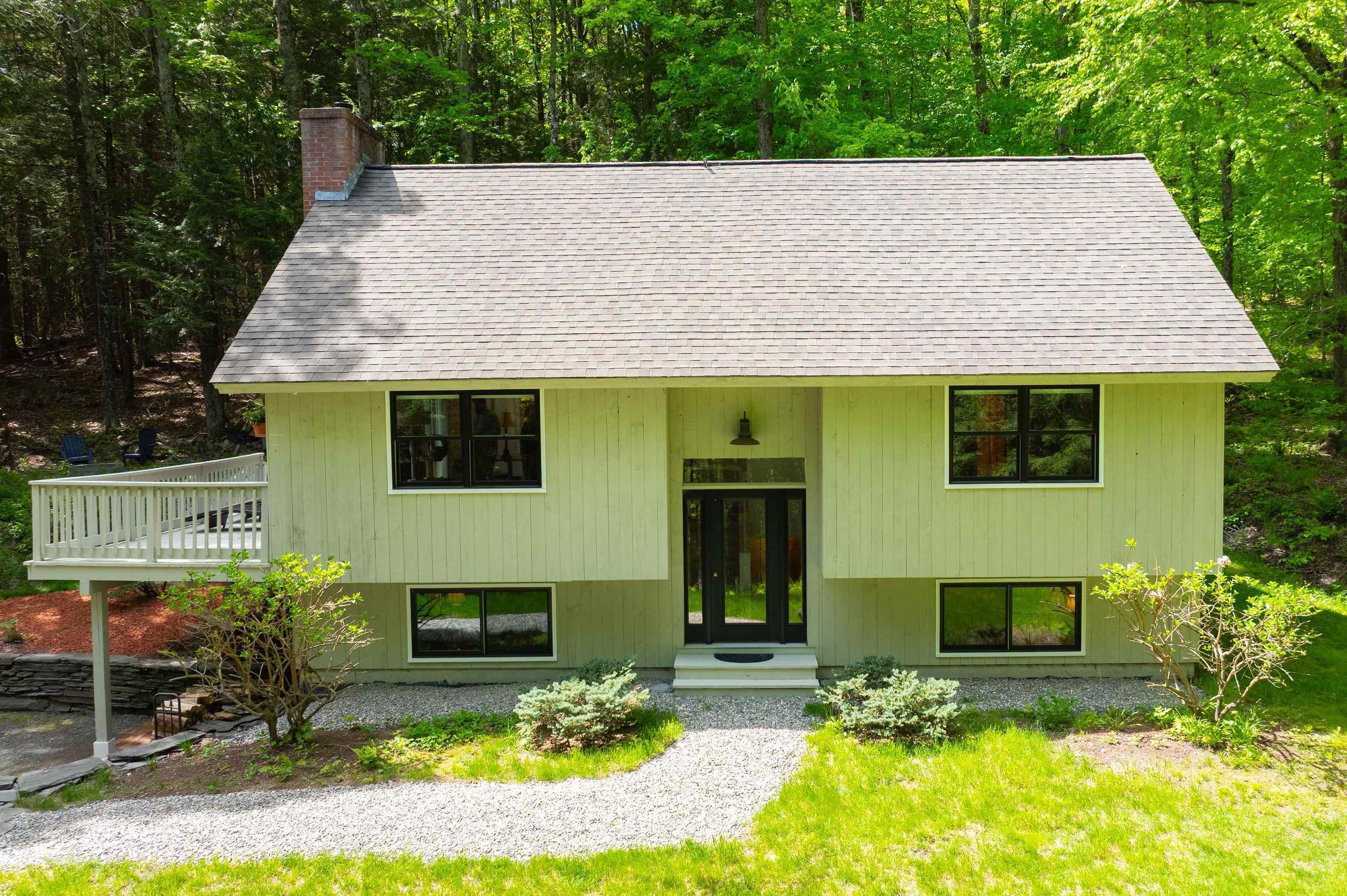 1196 Marsh Family Road, Unit 7176 Hartford, VT 05059 - Photo 7 of 49