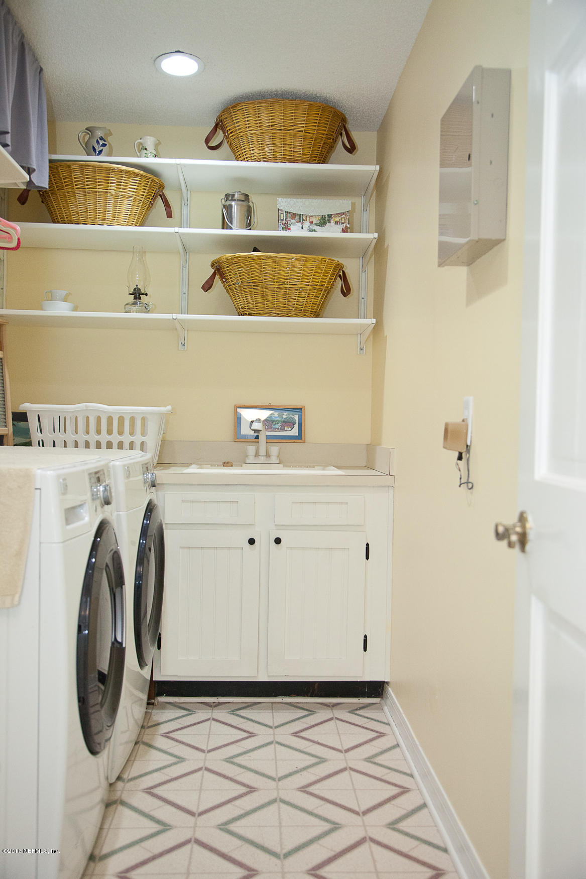 1255 Chaffee Road South Jacksonville, FL 32221 - Photo 22 of 27 LAUNDRY/UTILITY ROOM