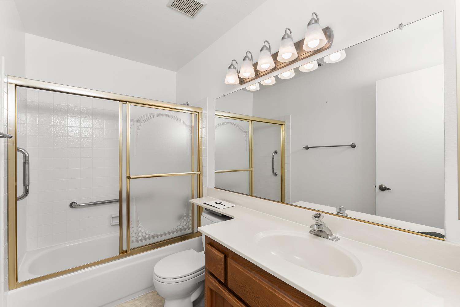 7023 Rio Cuarto Court Citrus Heights, CA 95621 - Photo 13 of 55