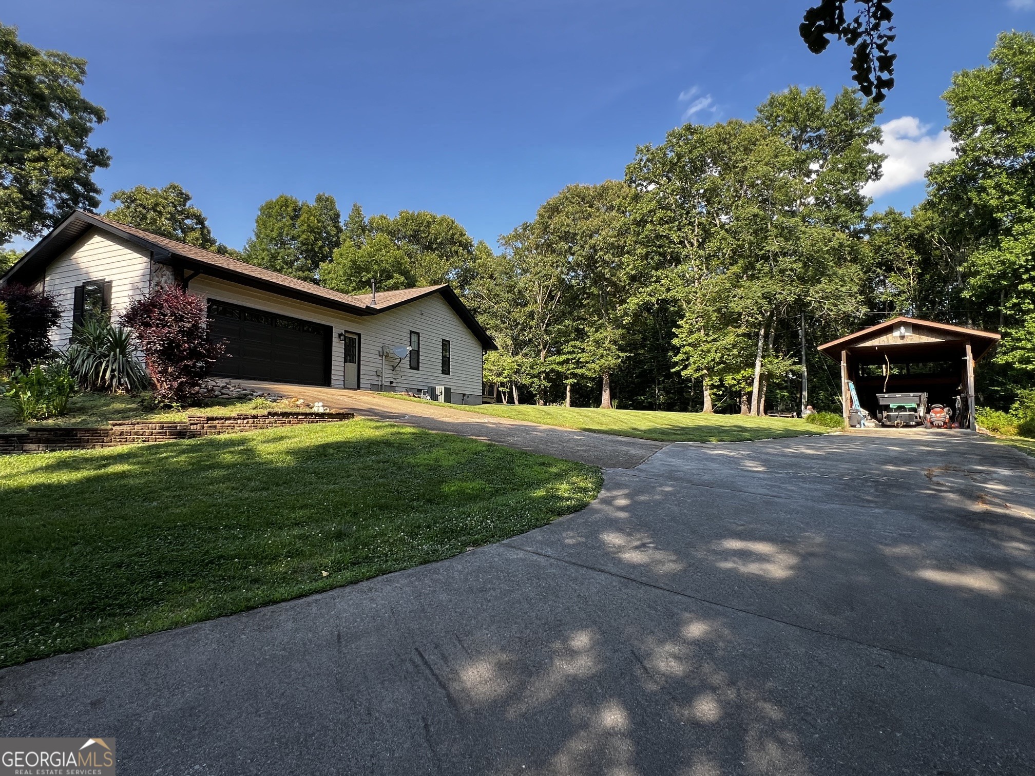 416 Glade Road Mount Airy, GA 30563 - Photo 3 of 53