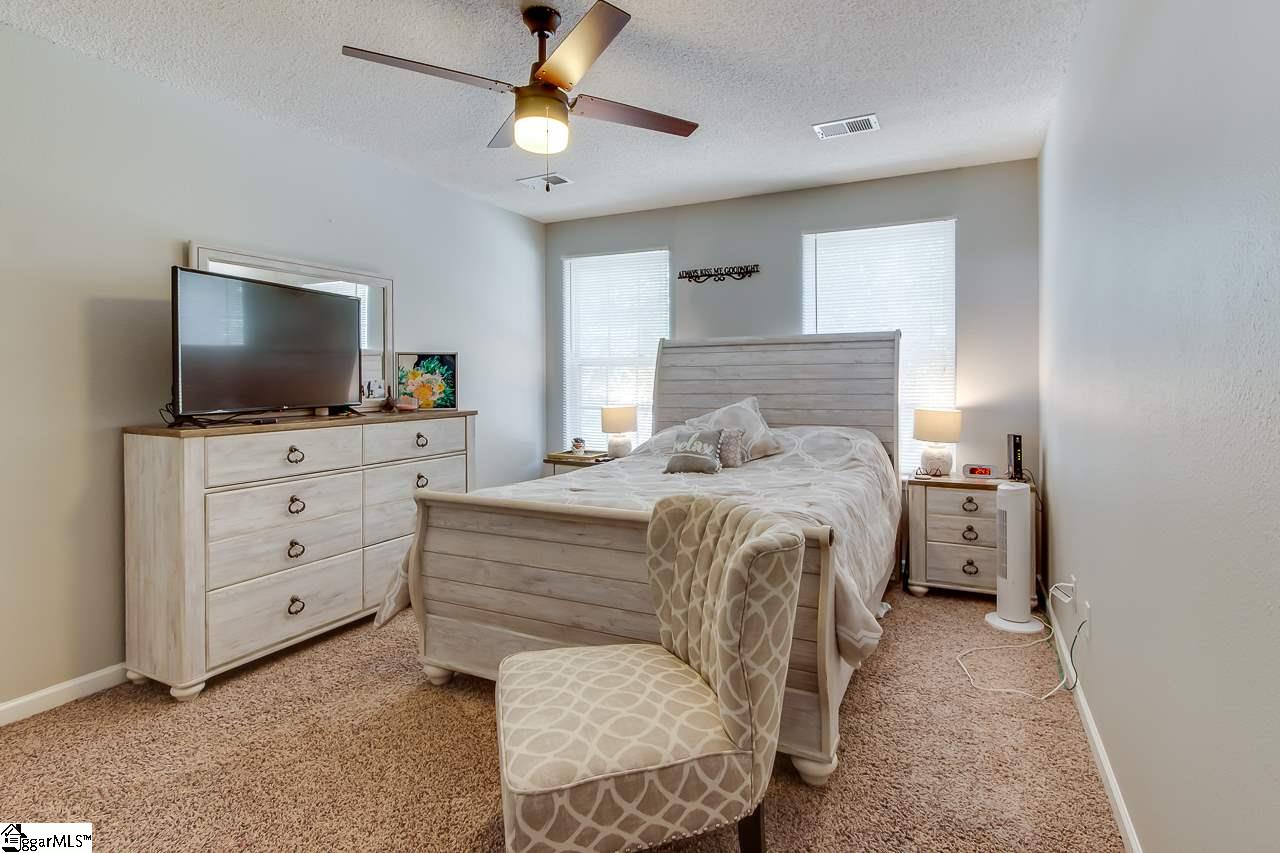 220 Spring Street Duncan, SC 29334 - Photo 16 of 21 Gallery Image 16