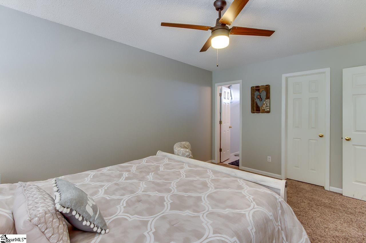 220 Spring Street Duncan, SC 29334 - Photo 17 of 21 Gallery Image 17
