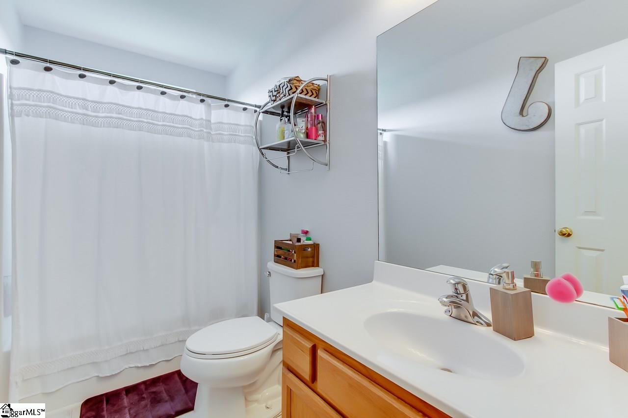 220 Spring Street Duncan, SC 29334 - Photo 18 of 21 Gallery Image 18