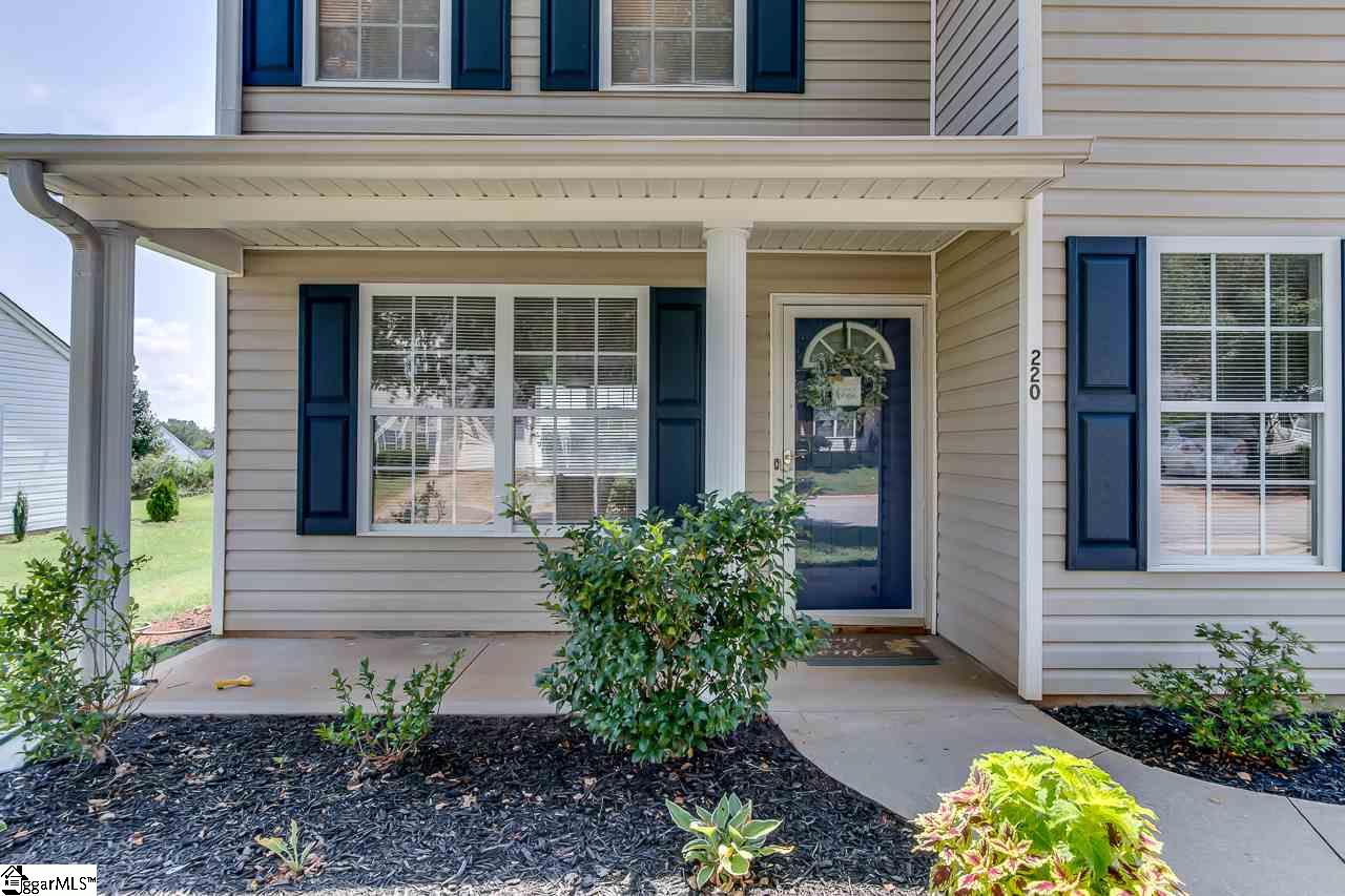 220 Spring Street Duncan, SC 29334 - Photo 3 of 21 Gallery Image 3