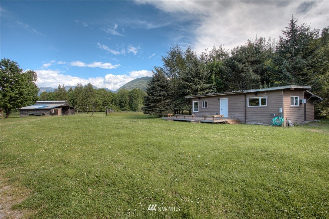 1073 Cline Road Randle, WA 98377 - Photo 4 of 22 Gallery Image 4