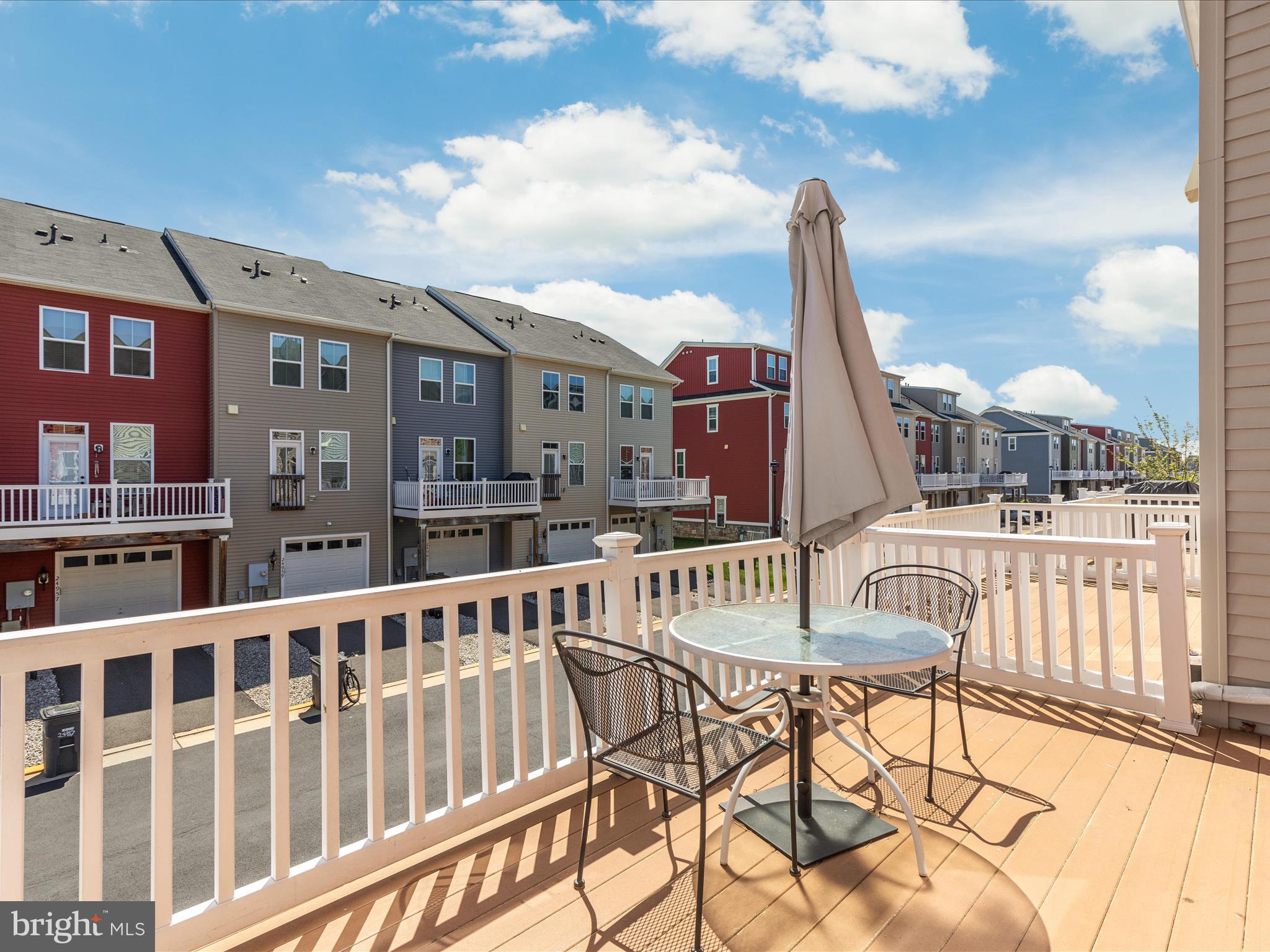 24913 Coats Square Aldie, VA 20105 - Photo 15 of 36 2E6A7584_24913 Coats Square - Joe Nguyen - Absolut