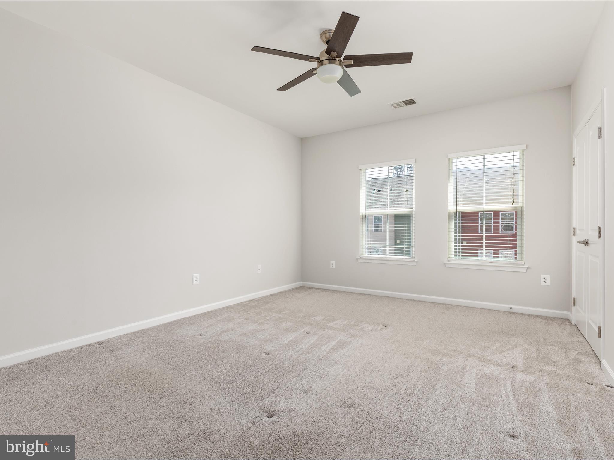 24913 Coats Square Aldie, VA 20105 - Photo 18 of 36 2E6A7518_24913 Coats Square - Joe Nguyen - Absolut