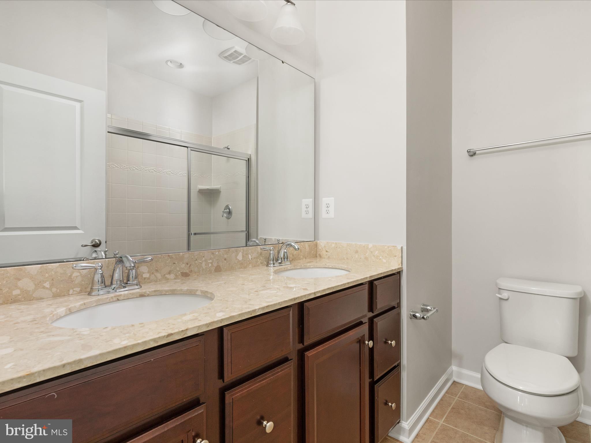 24913 Coats Square Aldie, VA 20105 - Photo 21 of 36 2E6A7527_24913 Coats Square - Joe Nguyen - Absolut