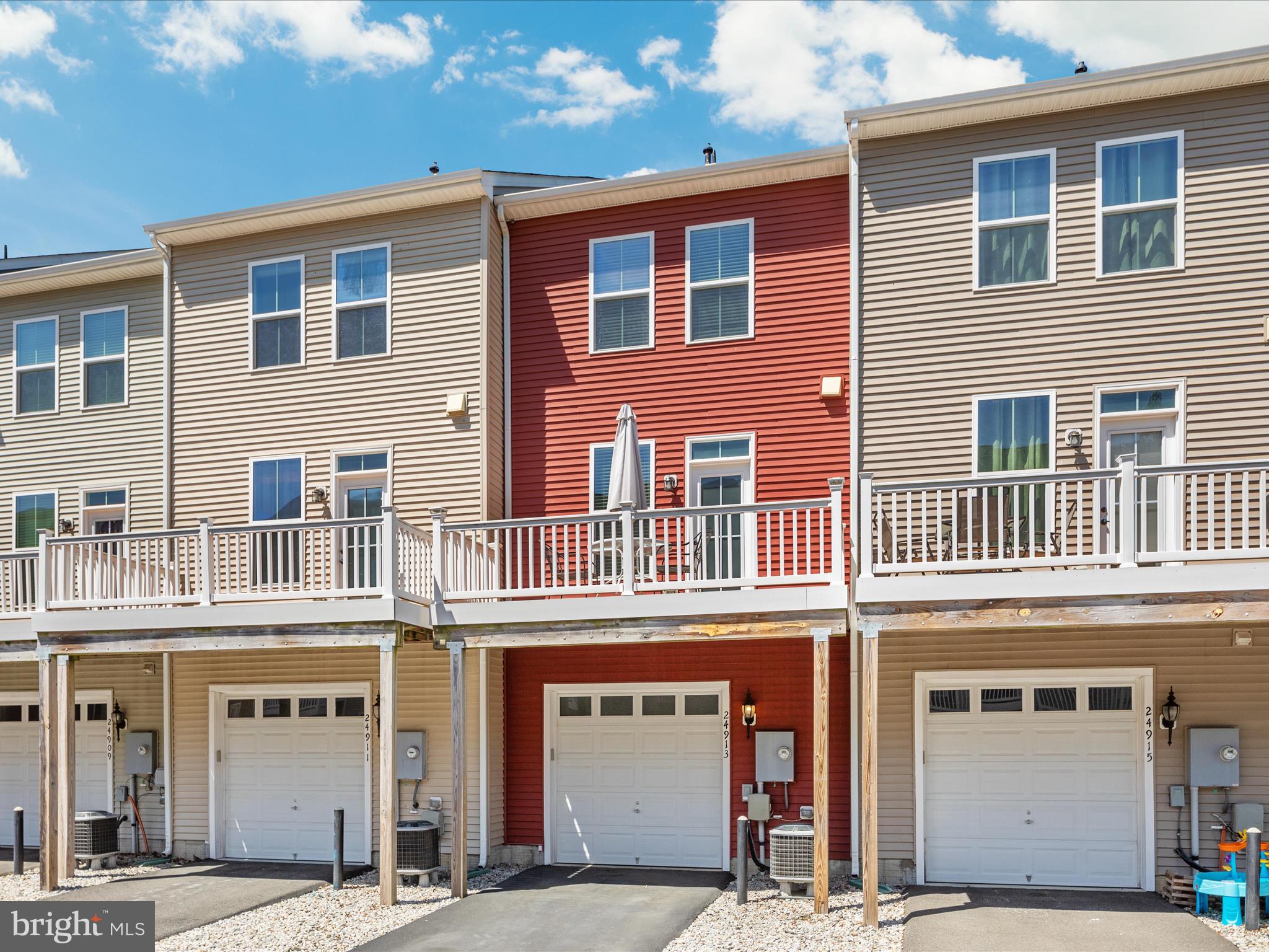 24913 Coats Square Aldie, VA 20105 - Photo 35 of 36 2E6A7618_24913 Coats Square - Joe Nguyen - Absolut