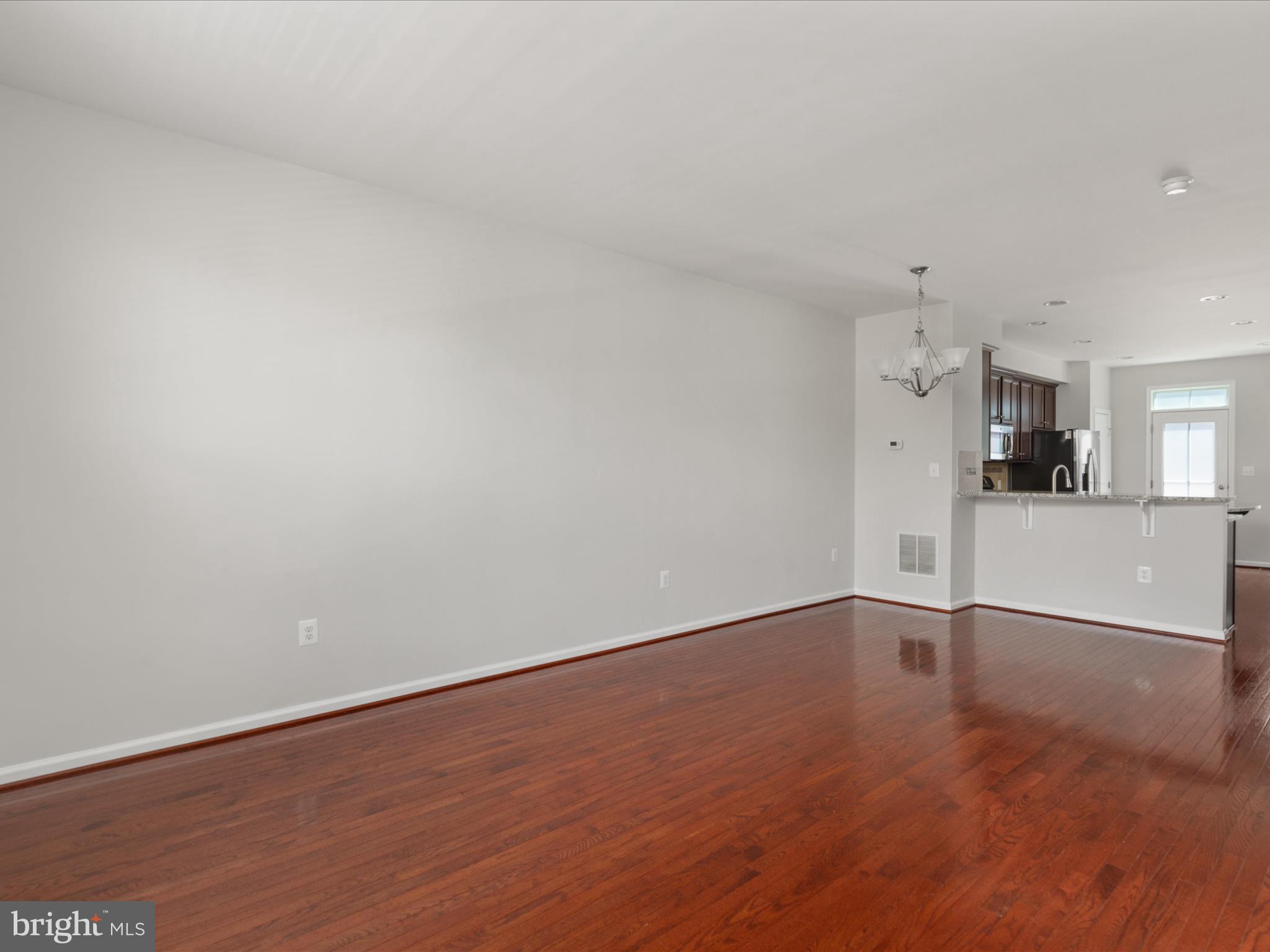 24913 Coats Square Aldie, VA 20105 - Photo 8 of 36 2E6A7532_24913 Coats Square - Joe Nguyen - Absolut