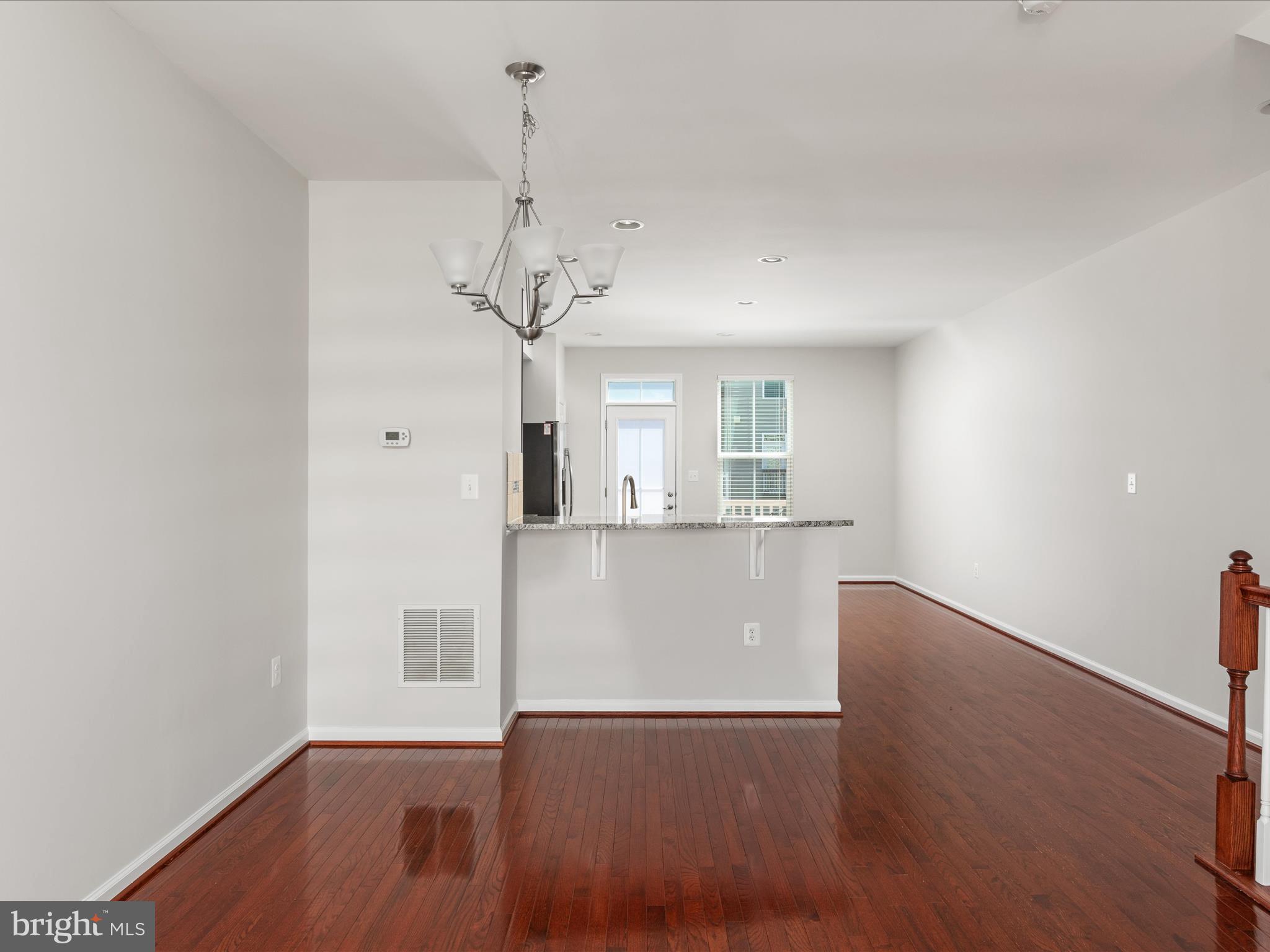 24913 Coats Square Aldie, VA 20105 - Photo 9 of 36 2E6A7548_24913 Coats Square - Joe Nguyen - Absolut