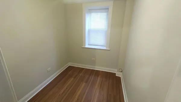 $1,500 | 109 North Center Street, Unit G, Joliet, IL 60435