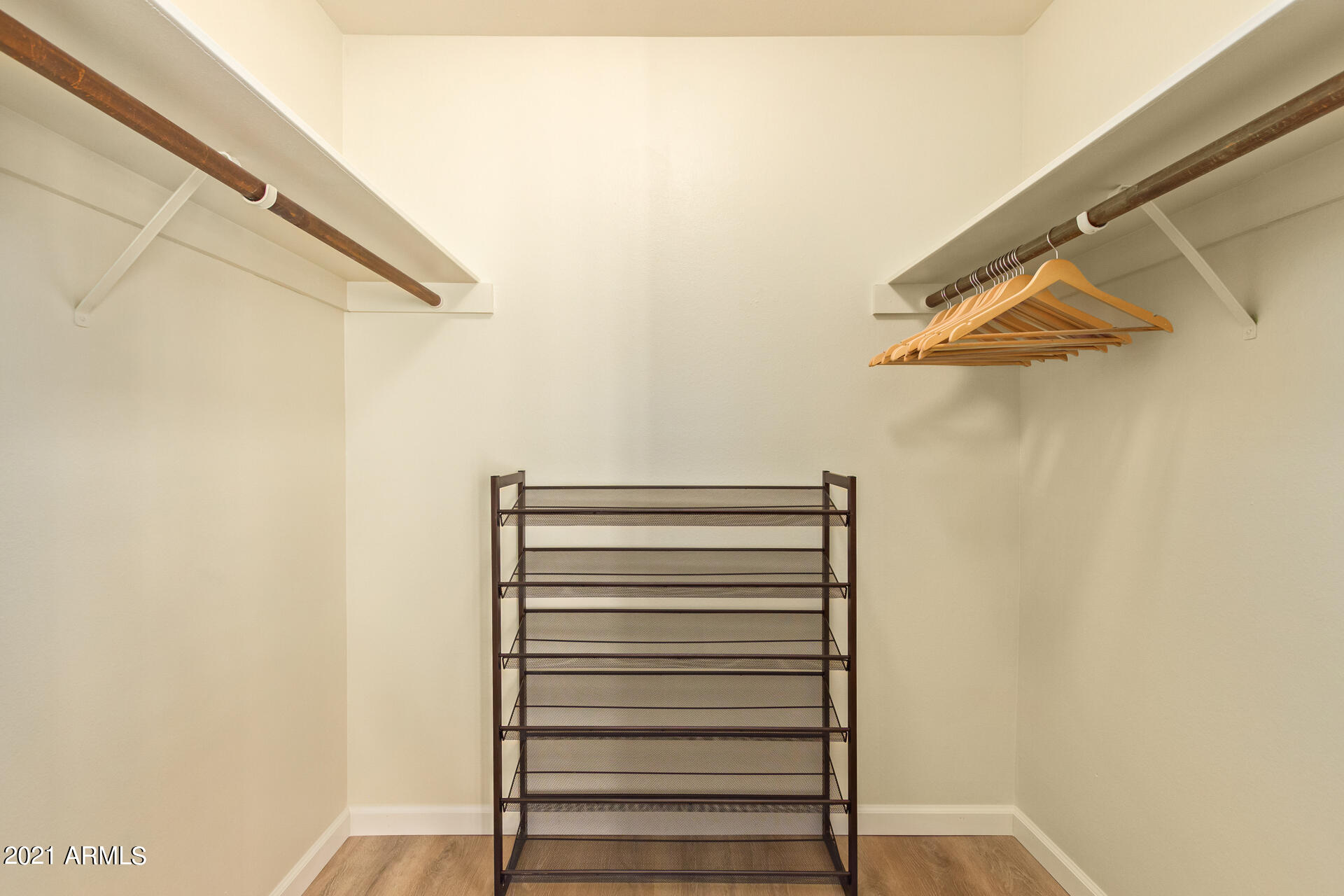 26232 North Bravo Lane Rio Verde, AZ 85263 - Photo 20 of 41 Master closet