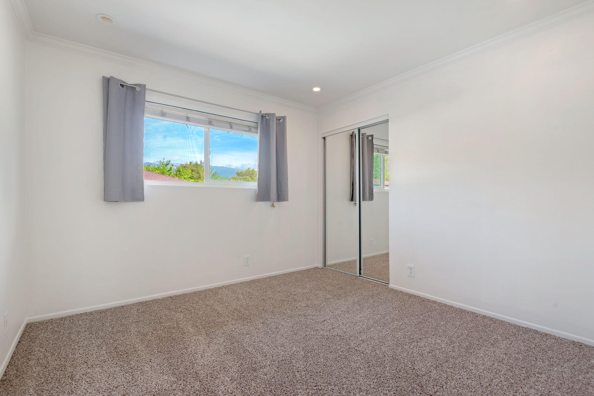 331 Northgate Drive, Unit D Goleta, CA 93117 - Photo 19 of 21 17-Bedroom 3
