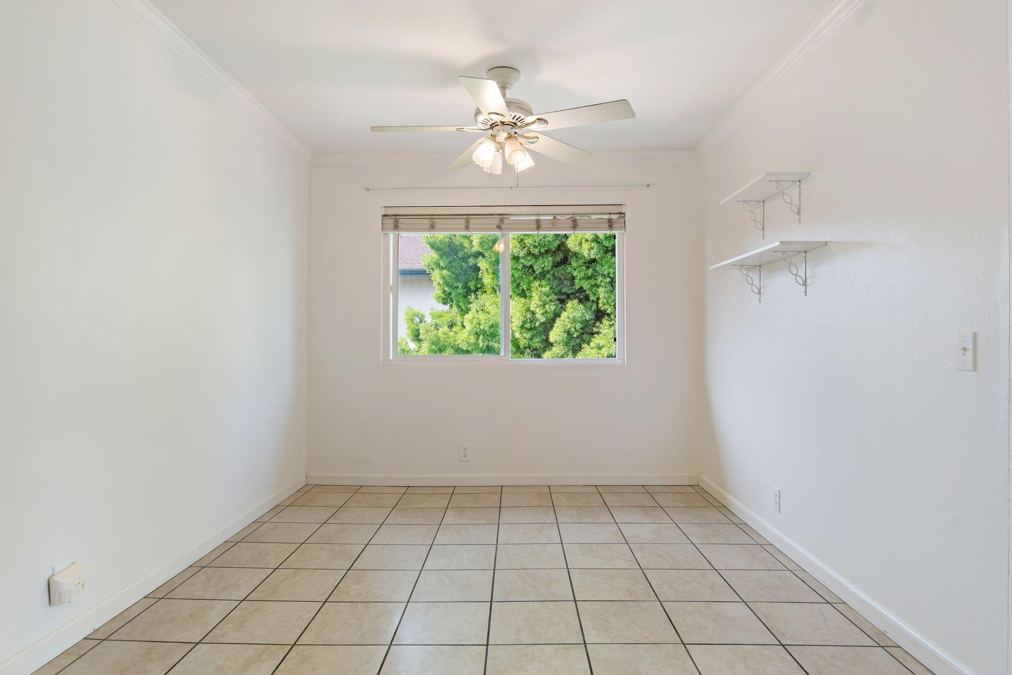331 Northgate Drive, Unit D Goleta, CA 93117 - Photo 9 of 21 07-Dining (1)