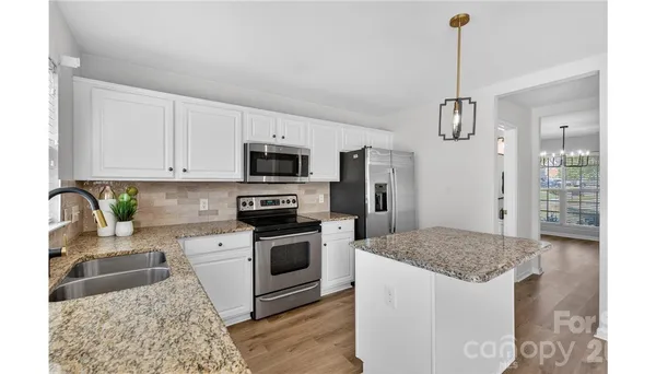 $380,000 | 6526 Jupiter Lane, Charlotte, NC 28213