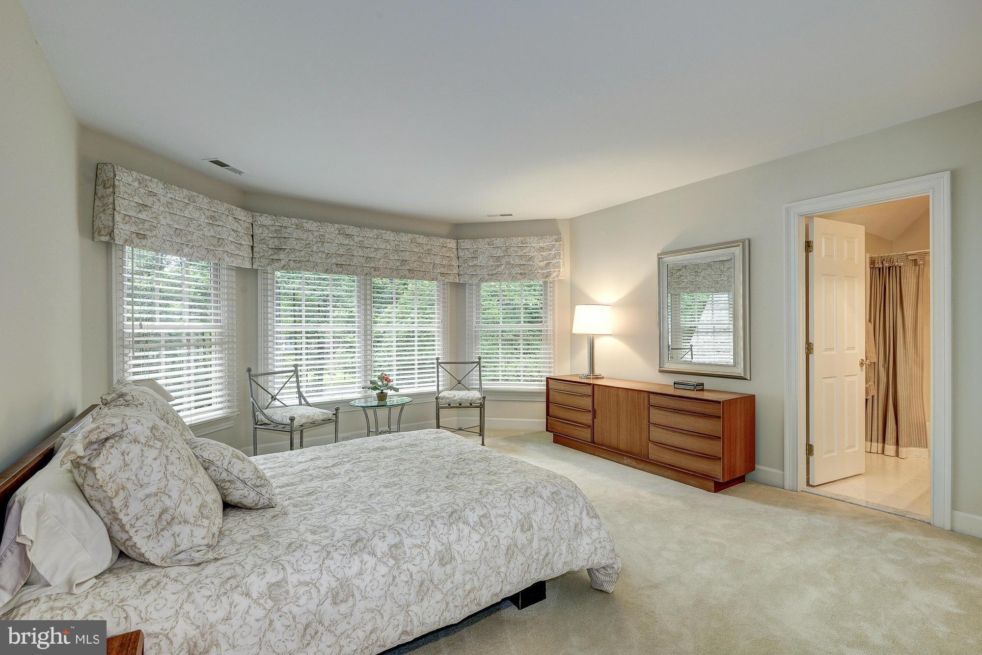 915 Chinquapin Road McLean, VA 22102 - Photo 14 of 30 Bedroom