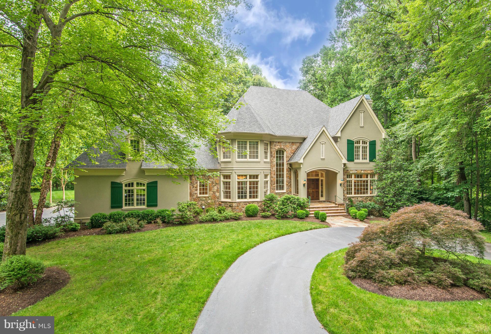 915 Chinquapin Road McLean, VA 22102 - Photo 26 of 30 Exterior (Front)