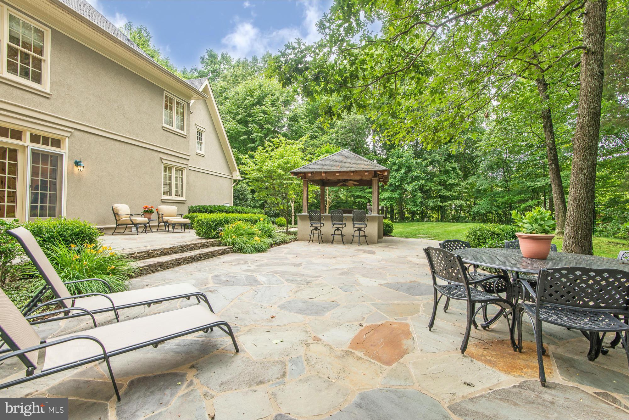 915 Chinquapin Road McLean, VA 22102 - Photo 28 of 30 Exterior (Rear)
