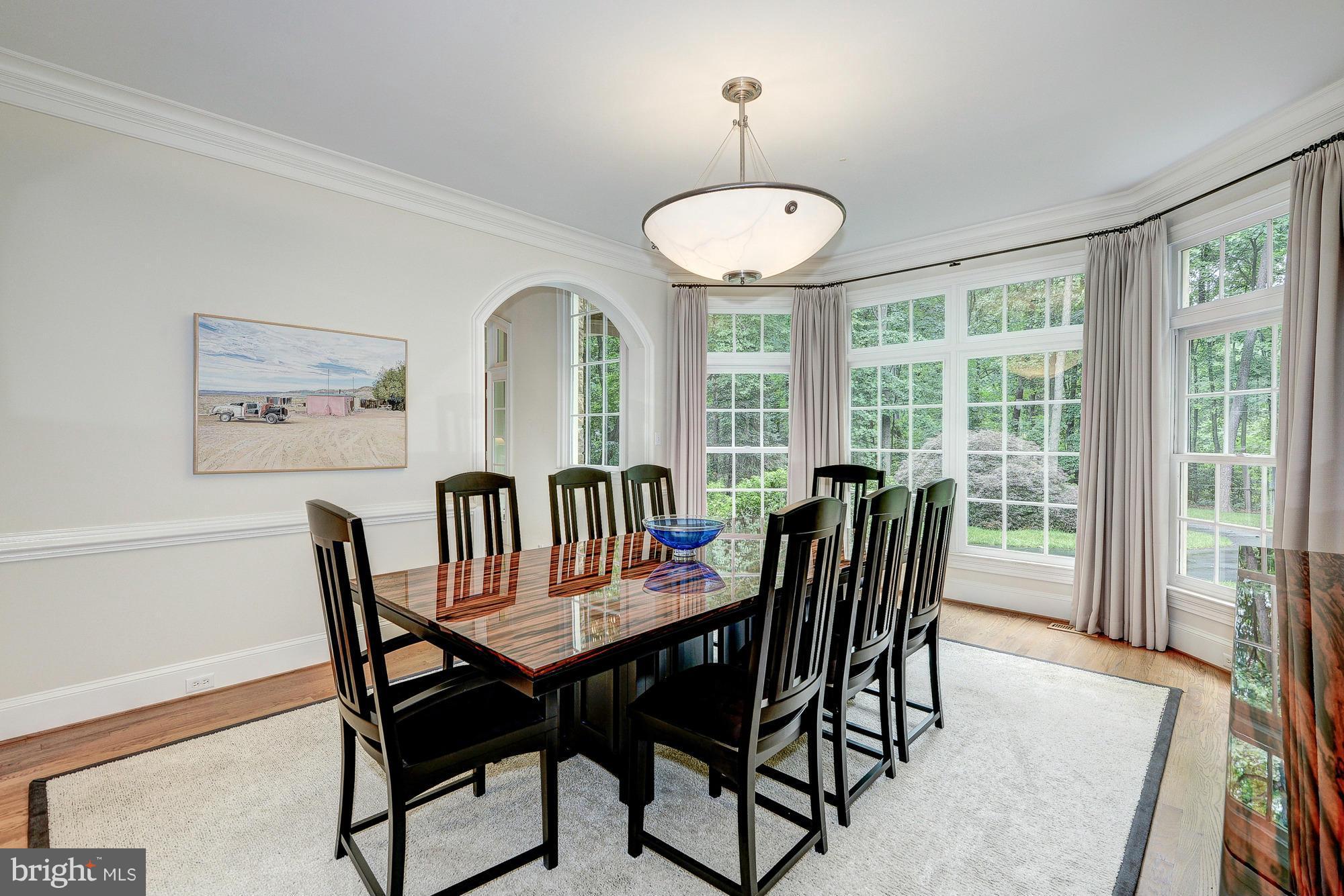 915 Chinquapin Road McLean, VA 22102 - Photo 5 of 30 Dining Room
